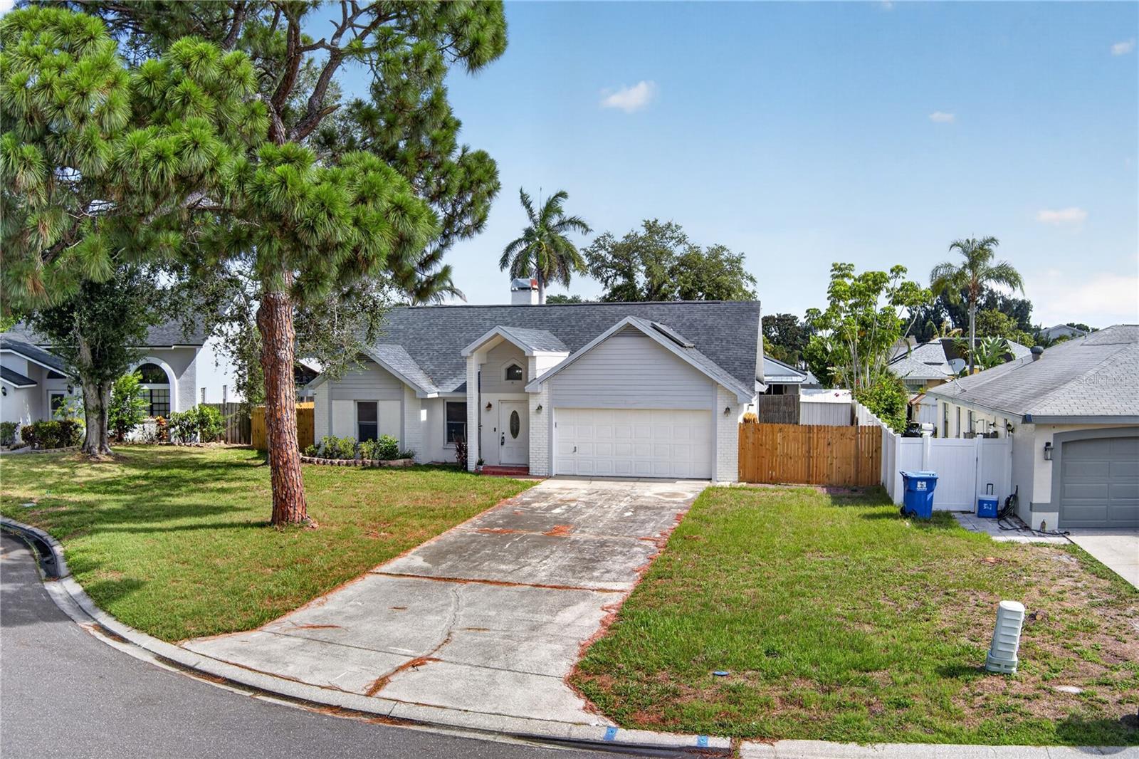 ARLINGTON PARK - Residential