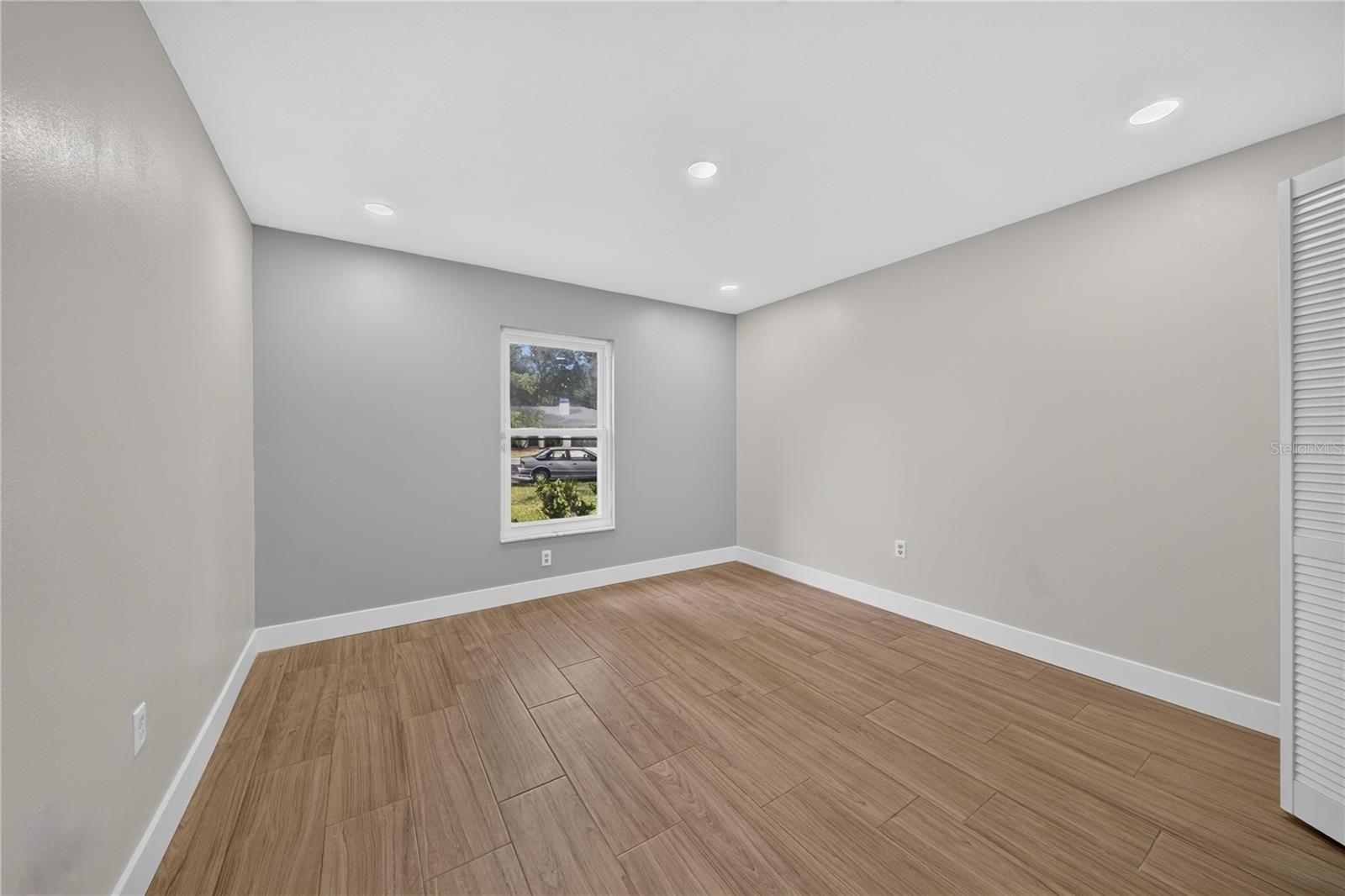 ARLINGTON PARK - Residential