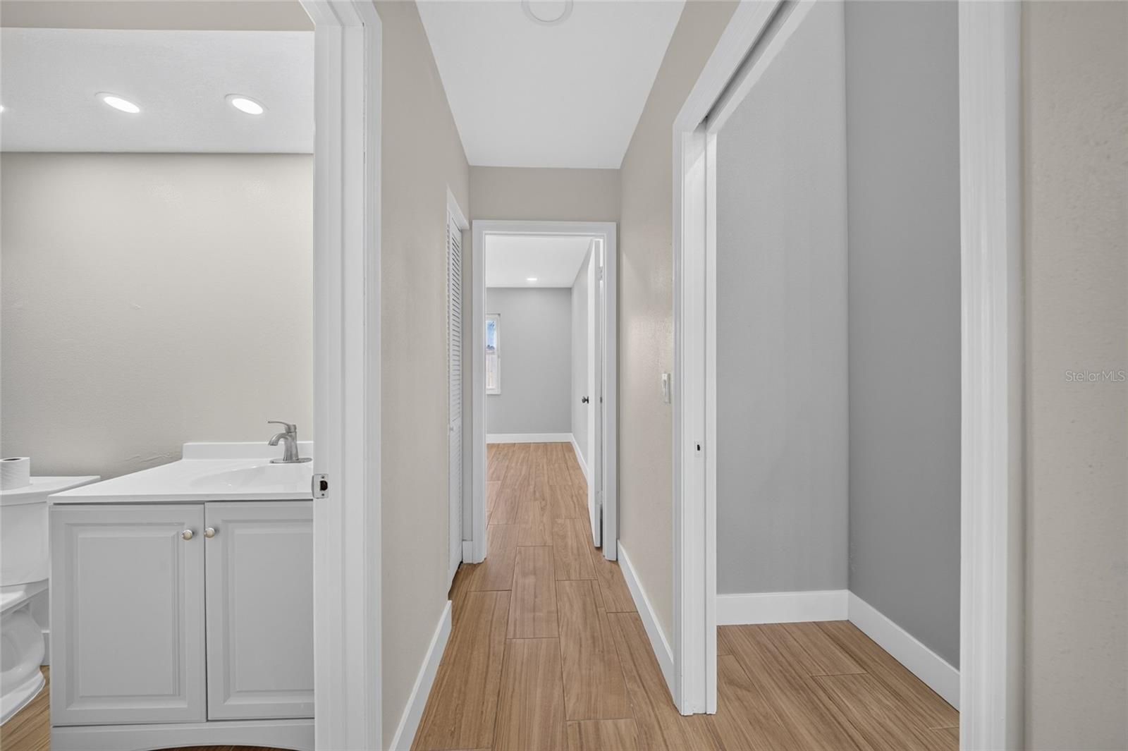 ARLINGTON PARK - Residential