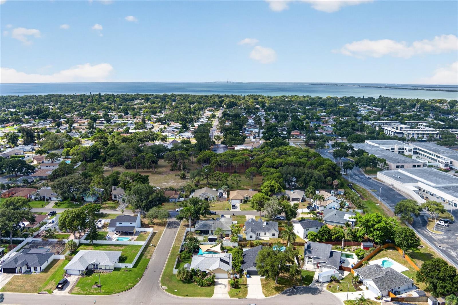 ARLINGTON PARK - Residential