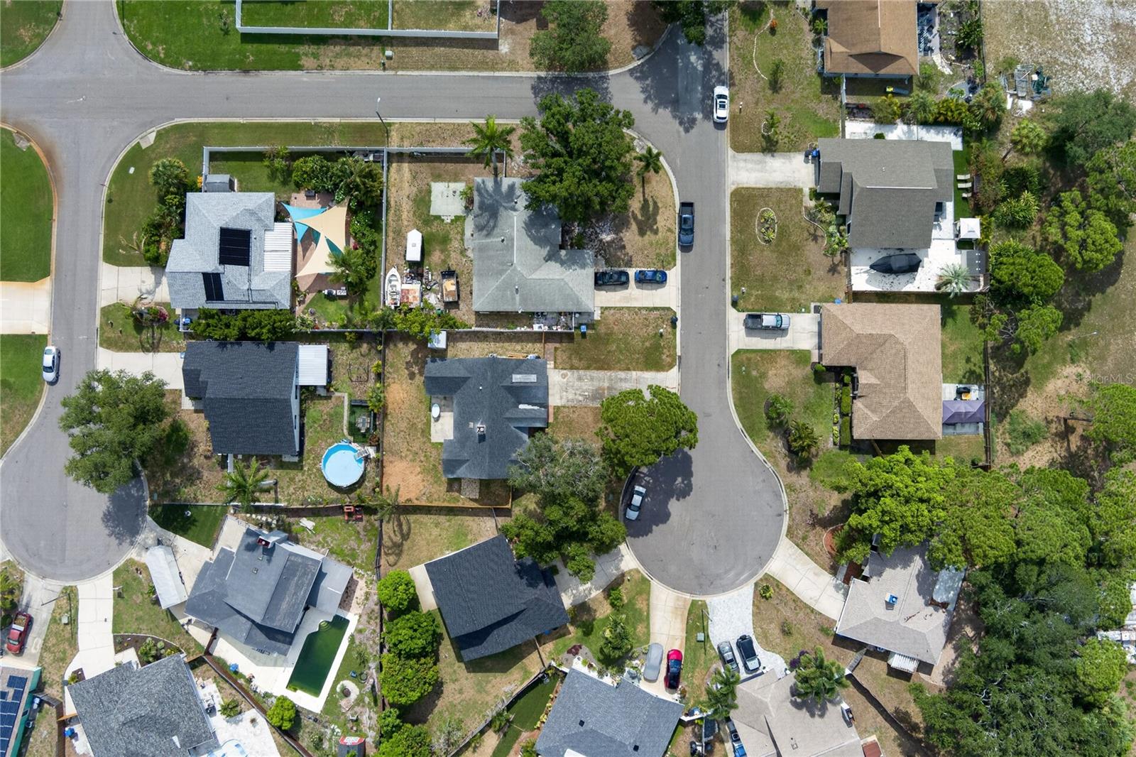 ARLINGTON PARK - Residential