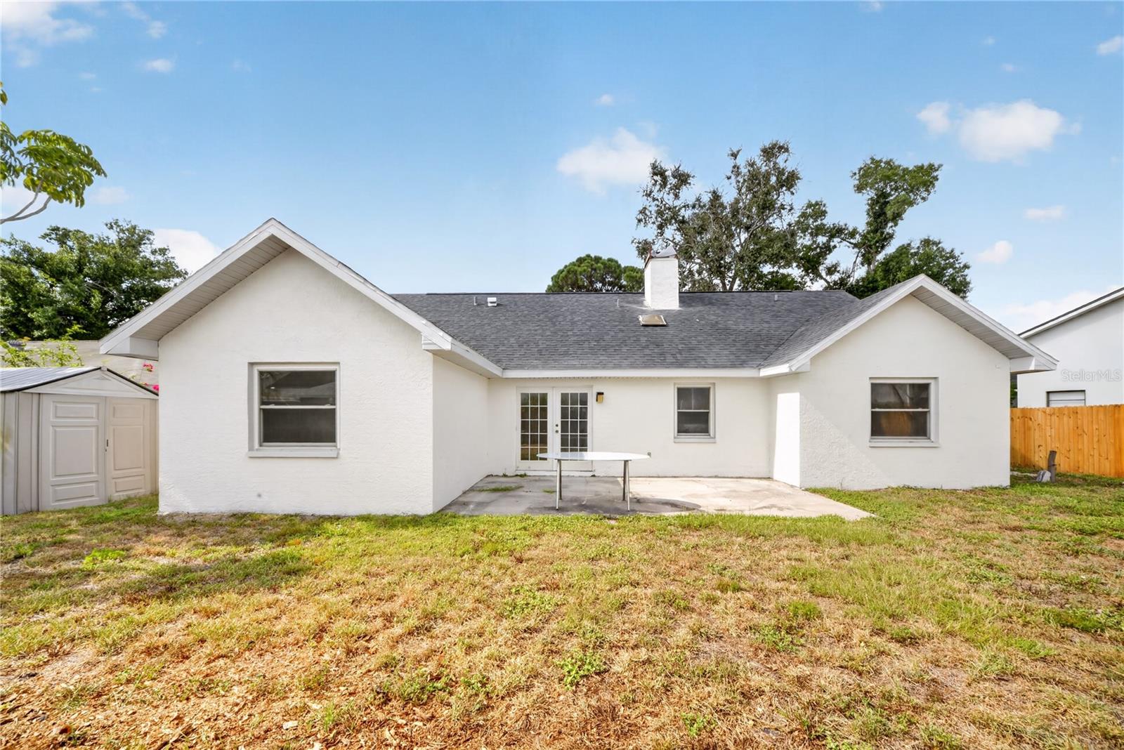 ARLINGTON PARK - Residential