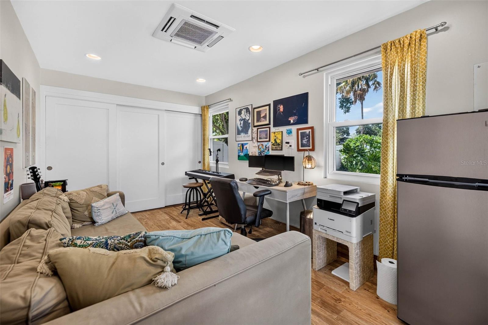 FLORIDA HEIGHTS - Residential
