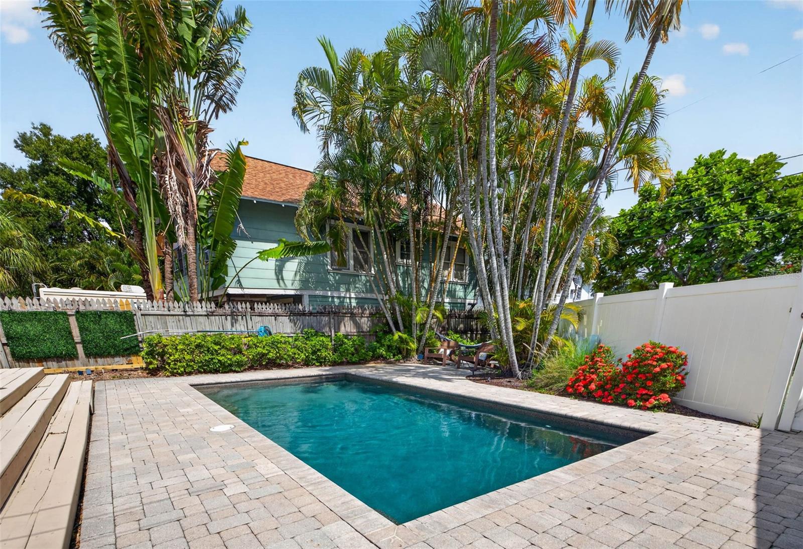 FLORIDA HEIGHTS - Residential