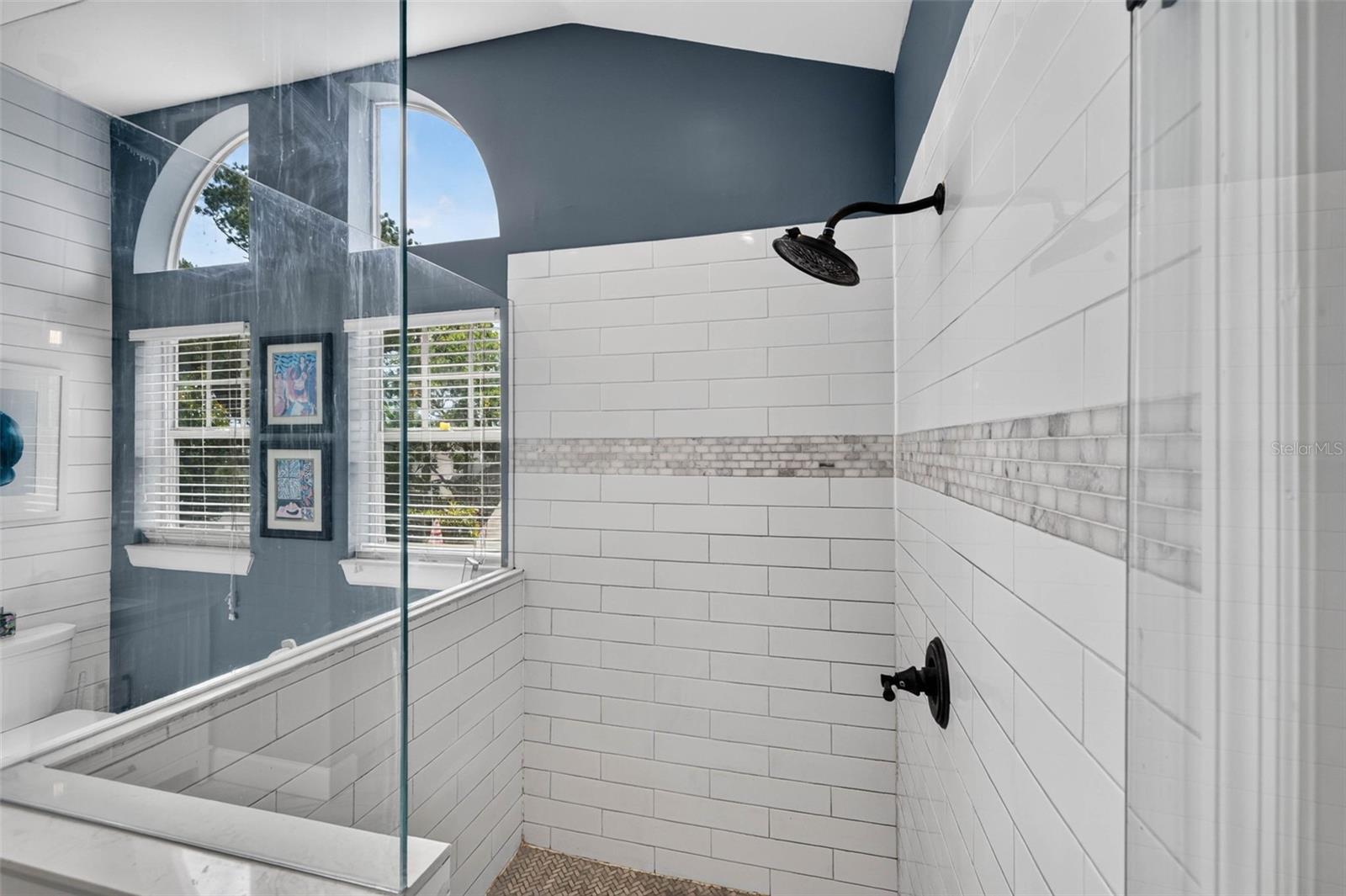 FLORIDA HEIGHTS - Residential