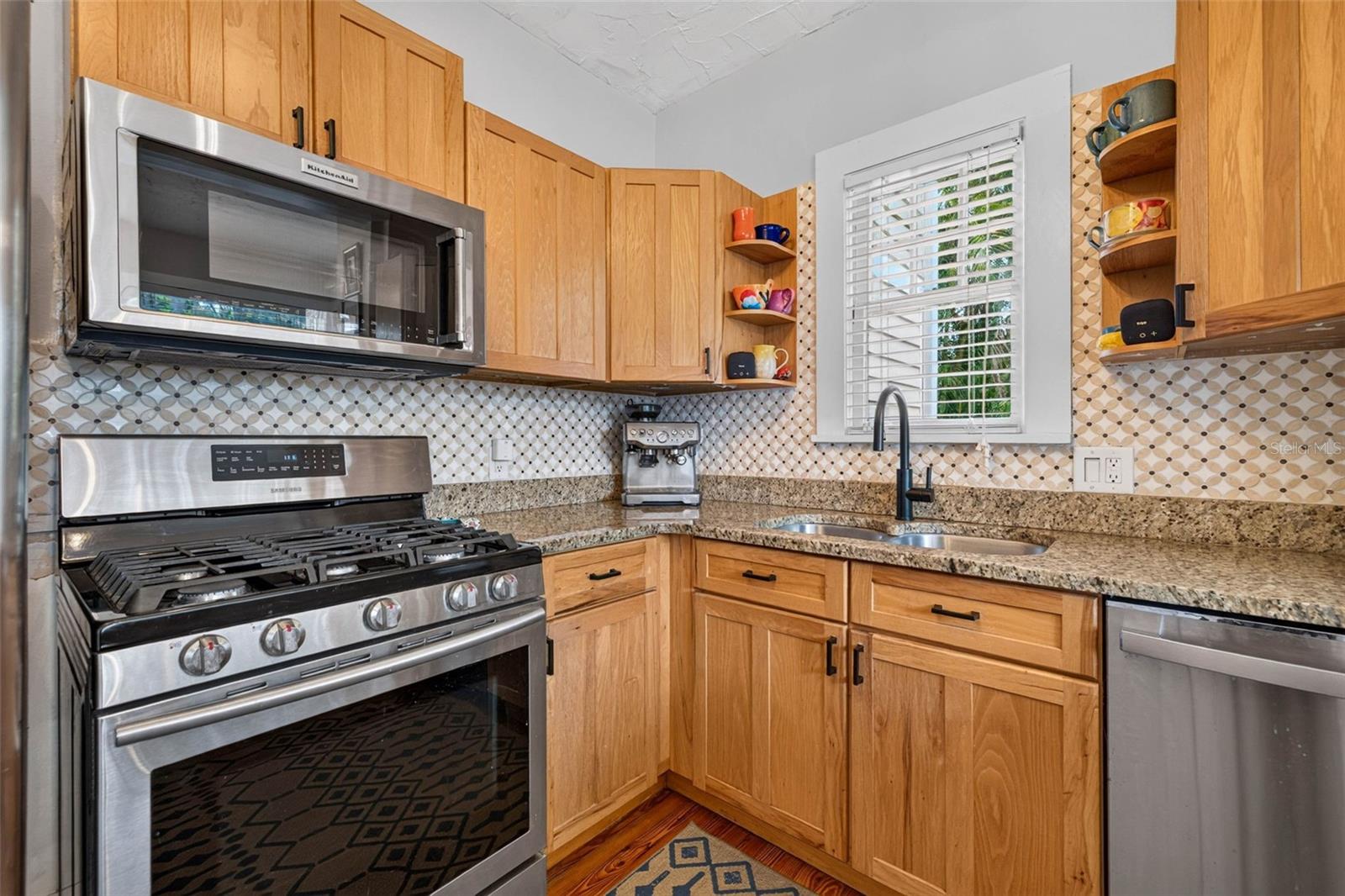 FLORIDA HEIGHTS - Residential