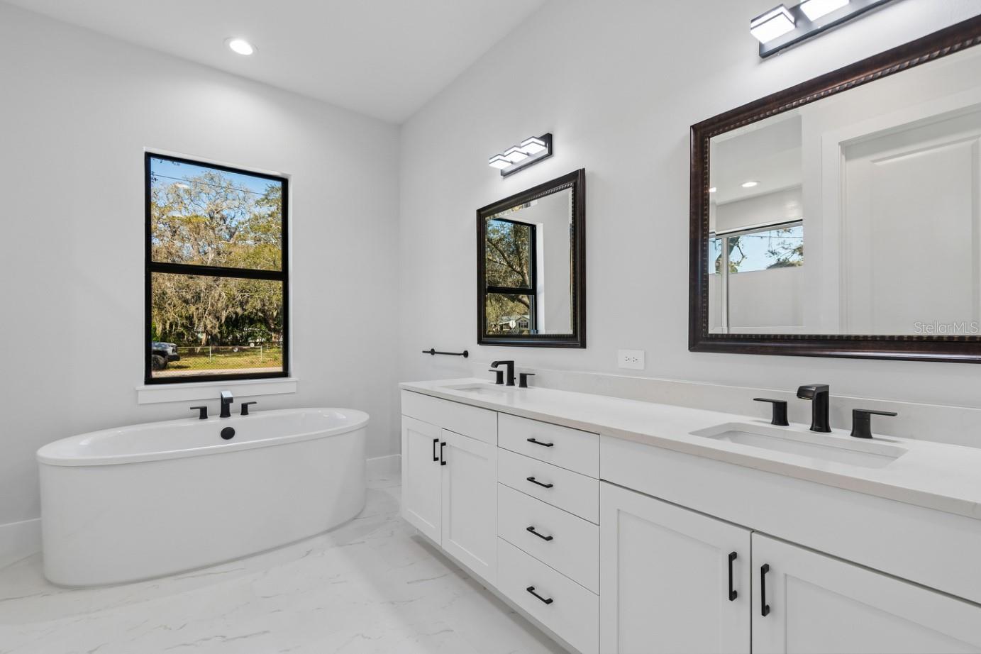 HAMNERS W E WONDERLAND ACRES - Residential