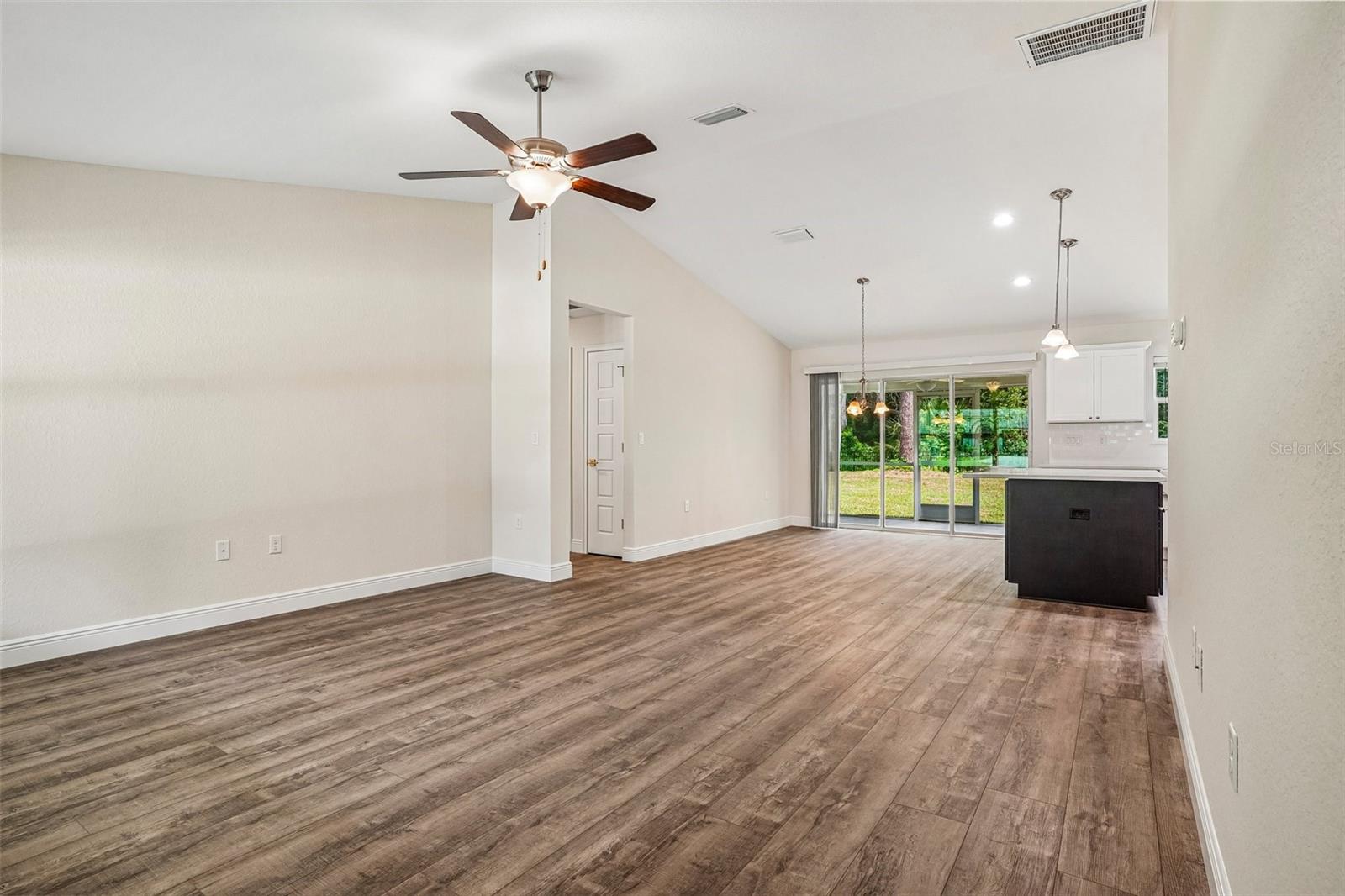CITRUS SPGS UNIT 20 - Residential