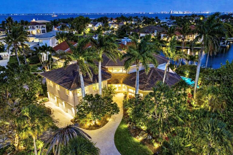 BAY ISLES - Residential