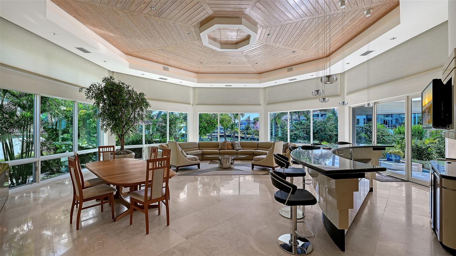 BAY ISLES - Residential