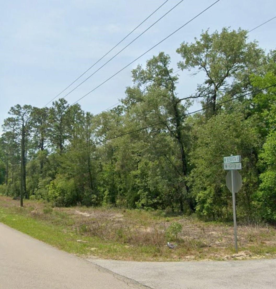 RAINBOW LAKES ESTATE - Land