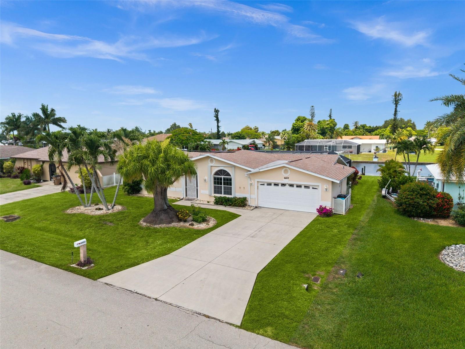 CAPE CORAL - Residential