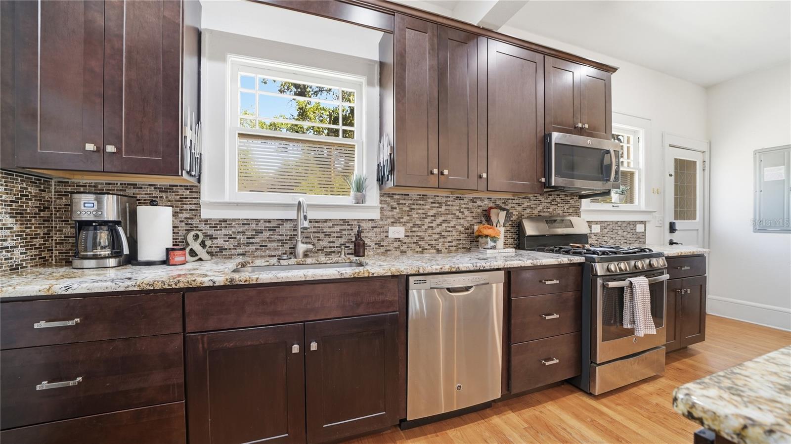 AVONDALE NORTH - Residential