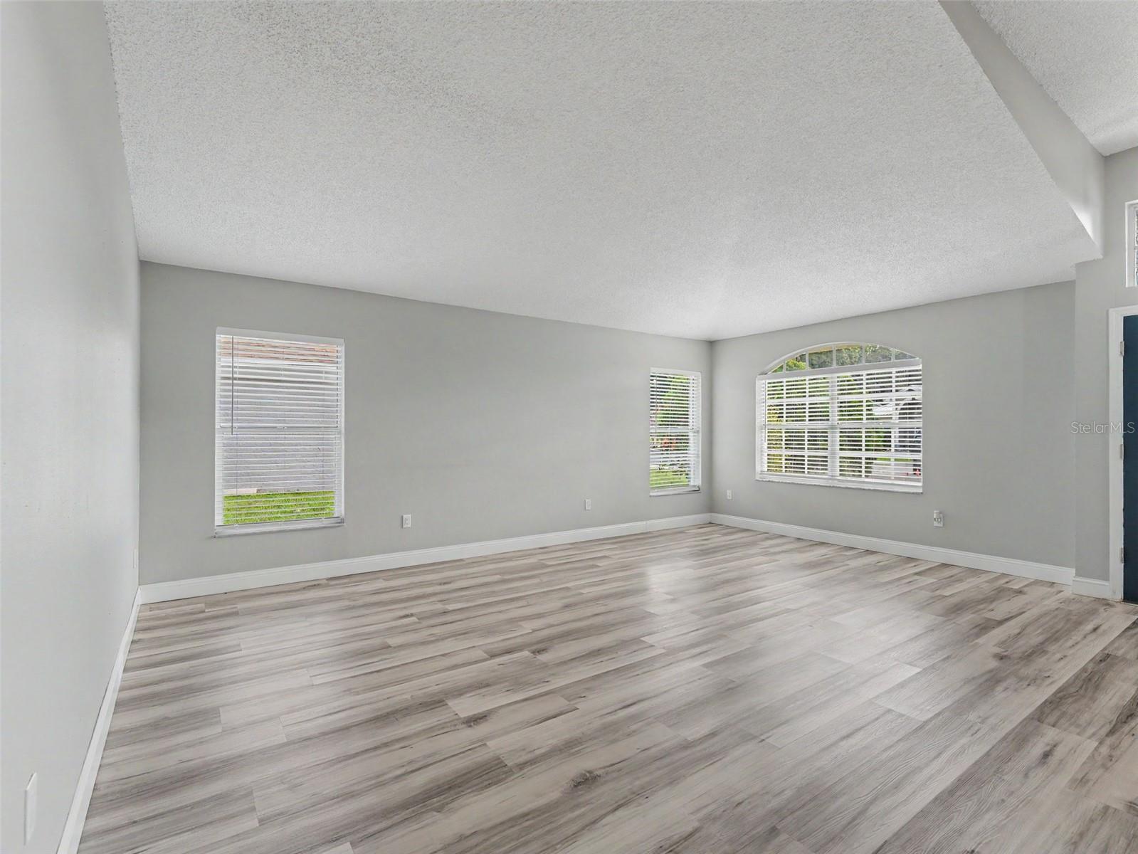 THE WILLOWS UNIT 3 - Residential