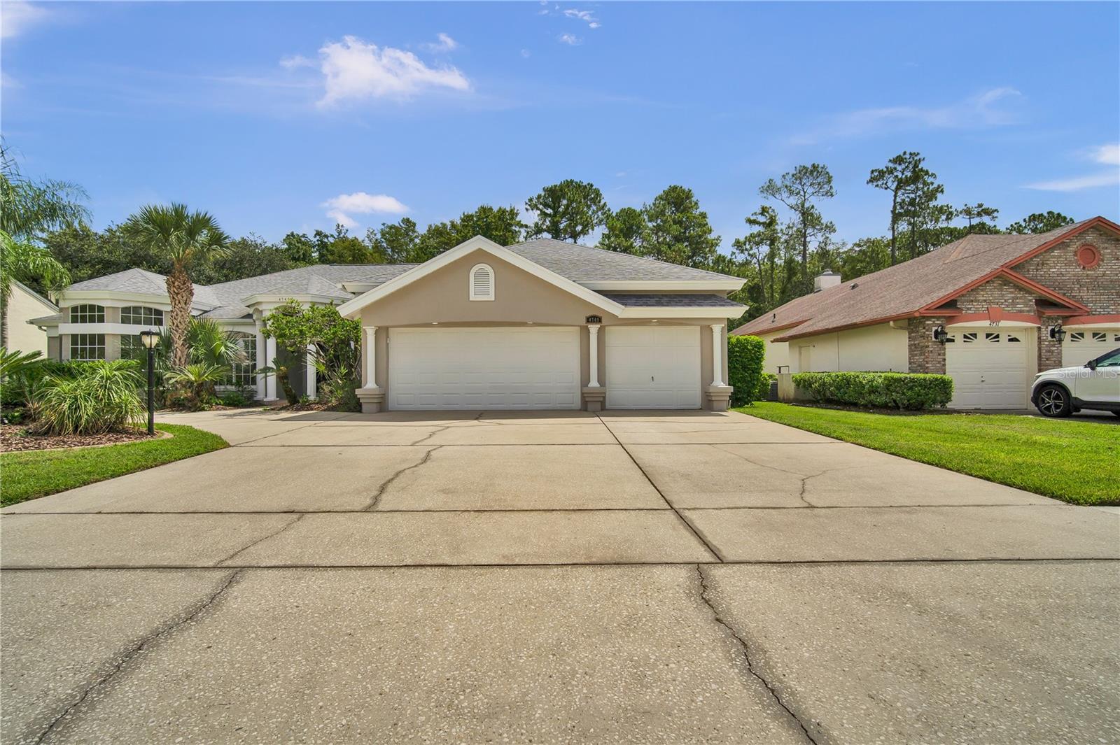 UNIVERSITY ESTATES - Residential