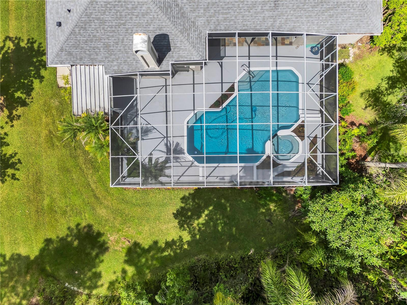 UNIVERSITY ESTATES - Residential