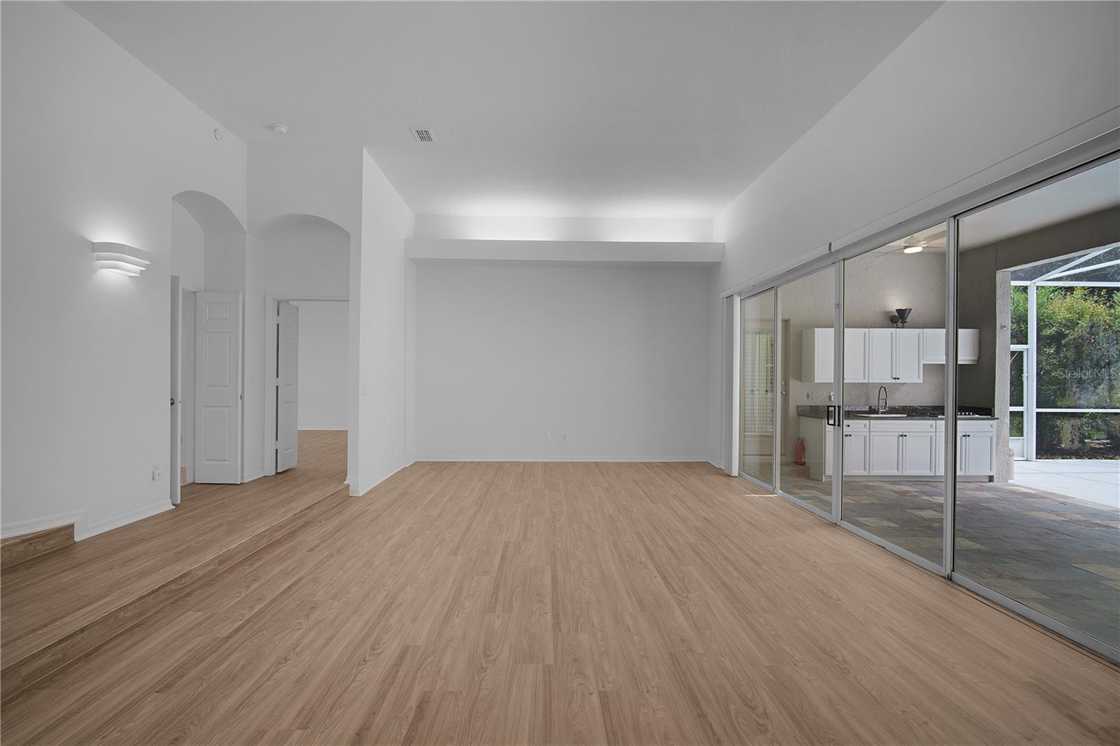 UNIVERSITY ESTATES - Residential