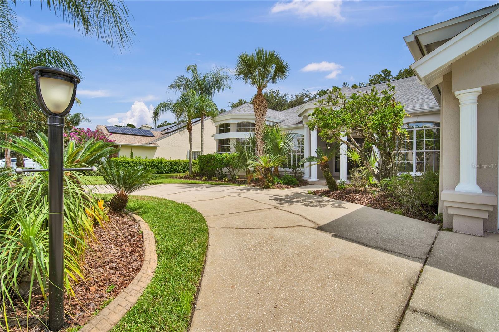 UNIVERSITY ESTATES - Residential