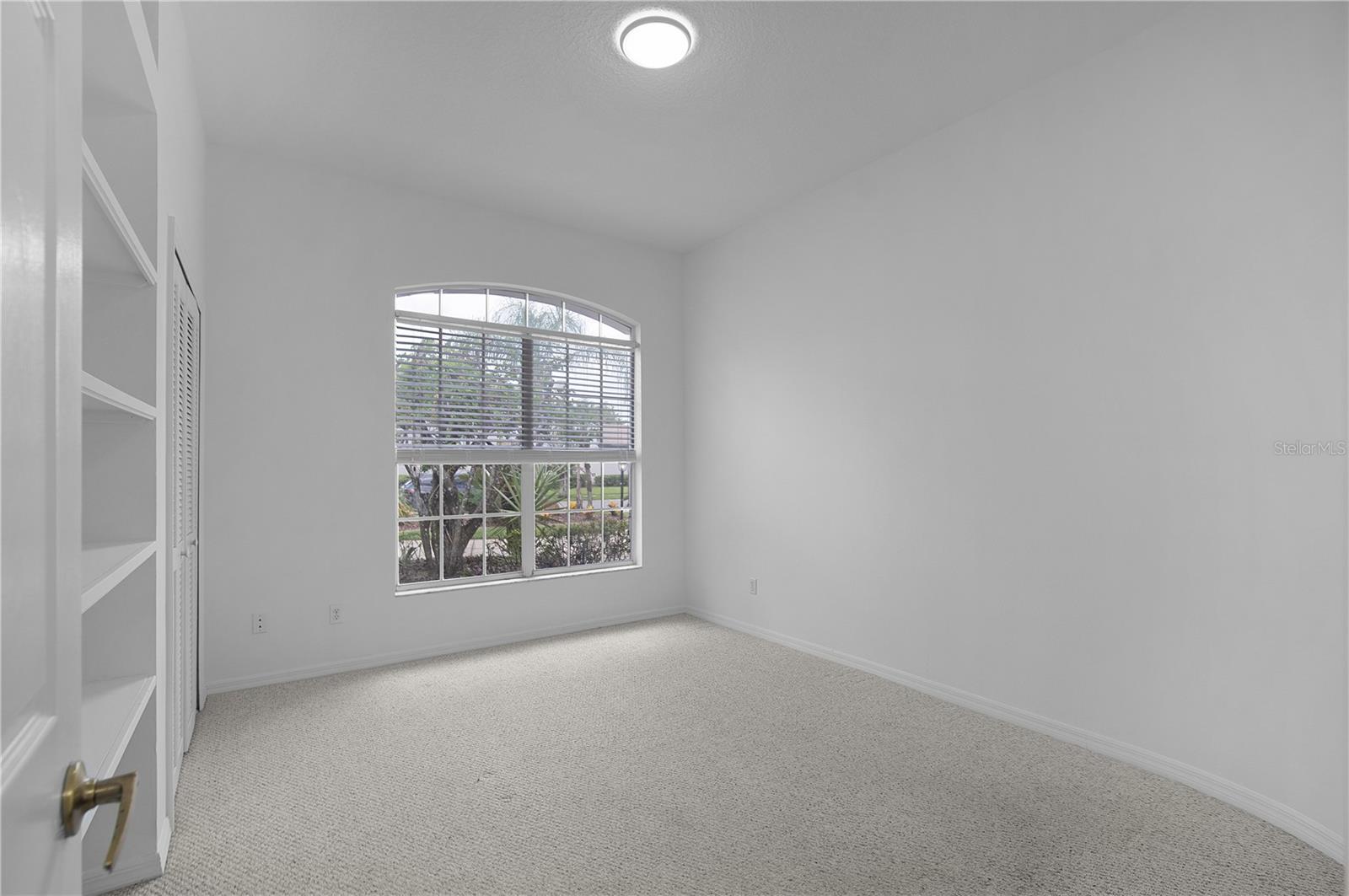 UNIVERSITY ESTATES - Residential