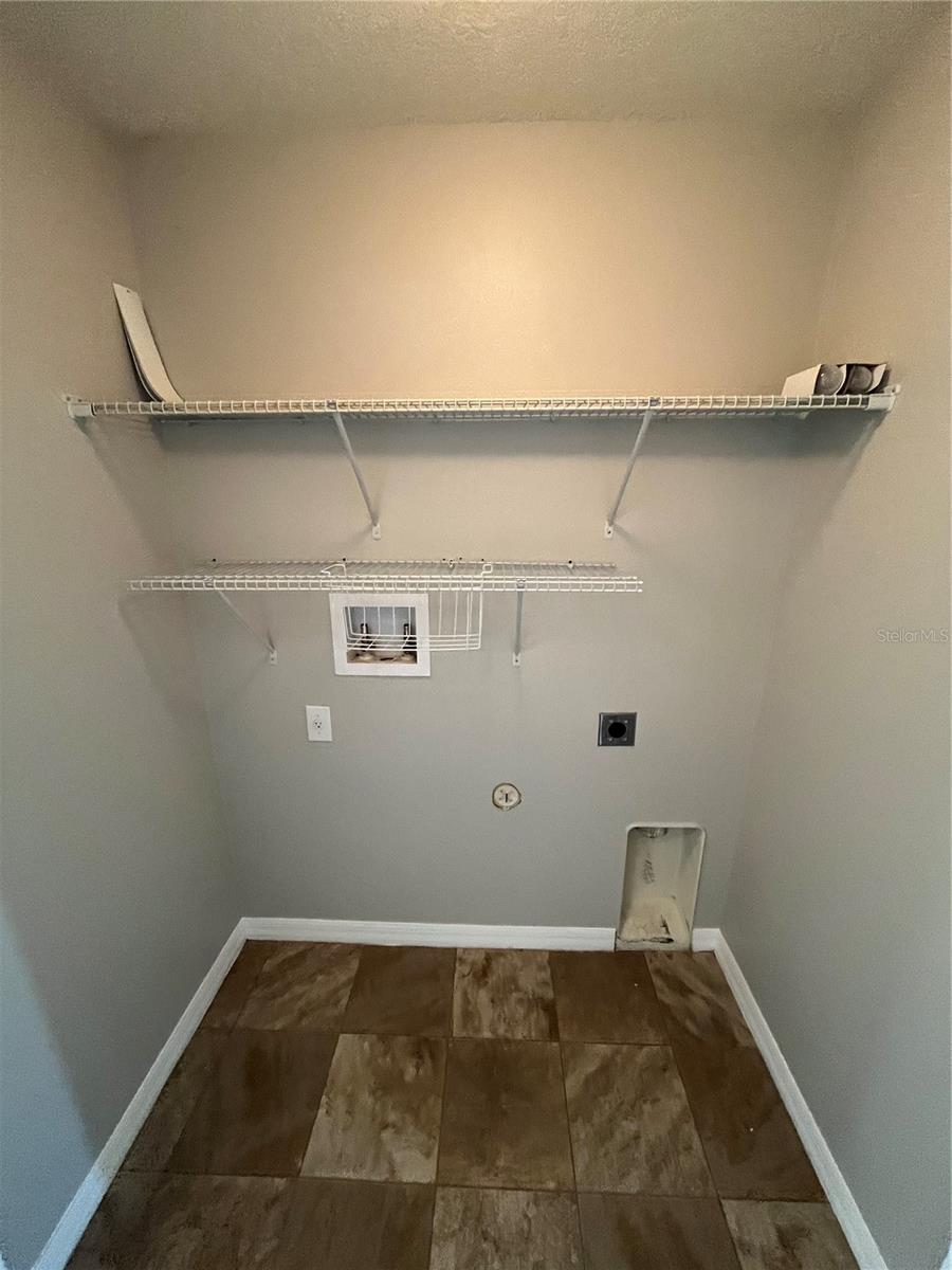 SAND RIDGE - Residential Lease