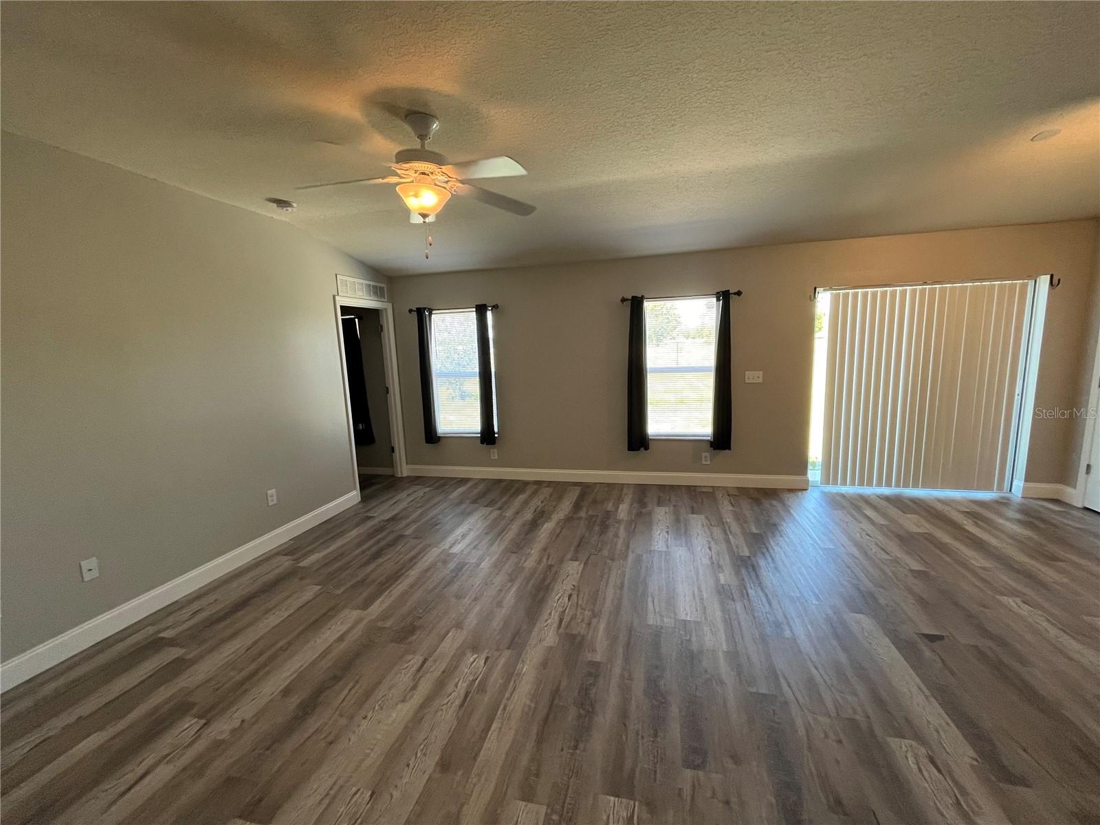 SAND RIDGE - Residential Lease