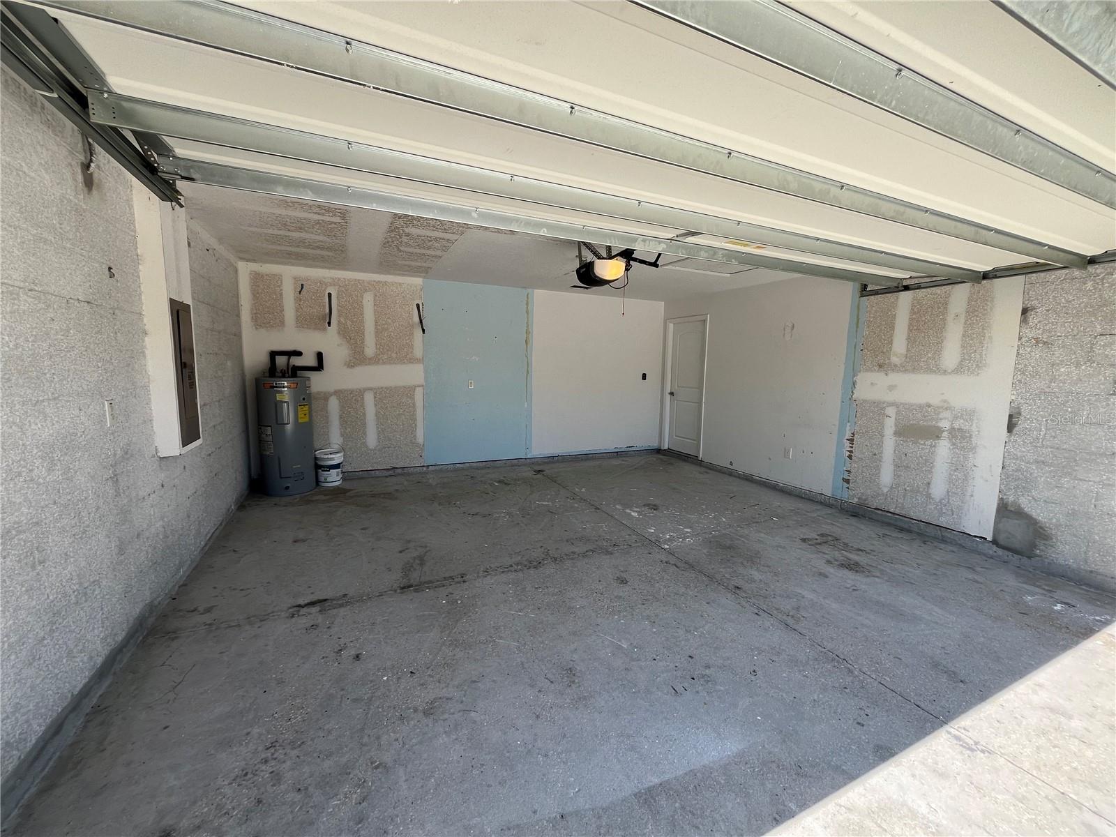 SAND RIDGE - Residential Lease