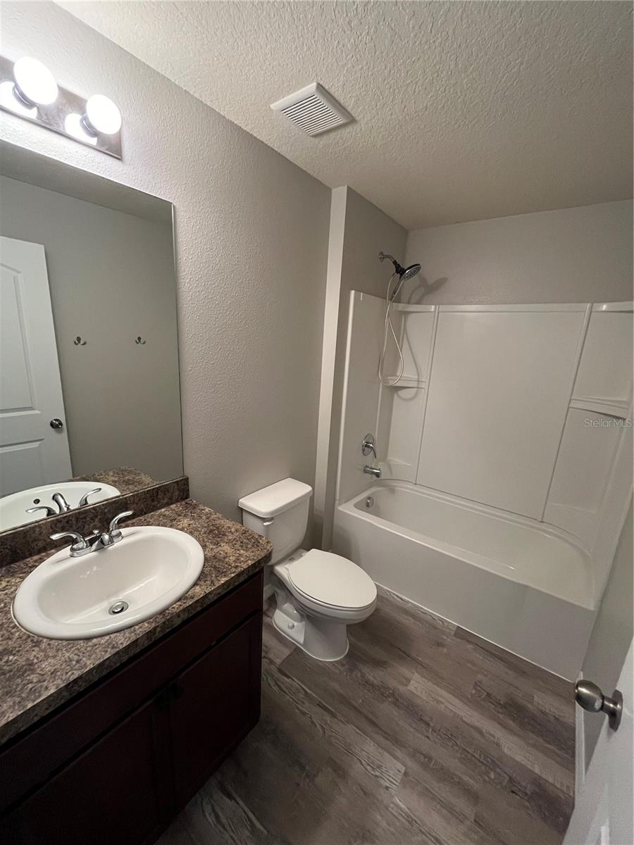 SAND RIDGE - Residential Lease
