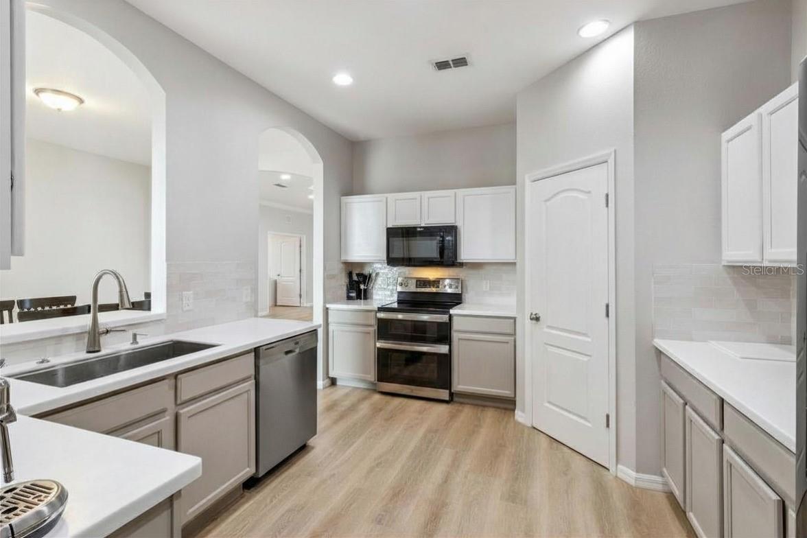 RIDGE DUNDEE - Residential