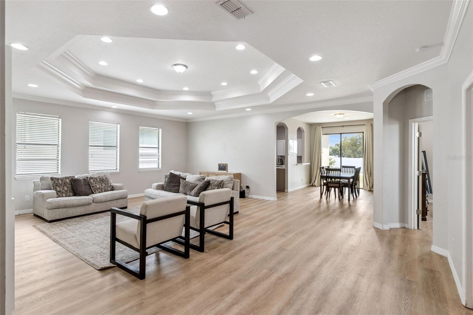 RIDGE DUNDEE - Residential