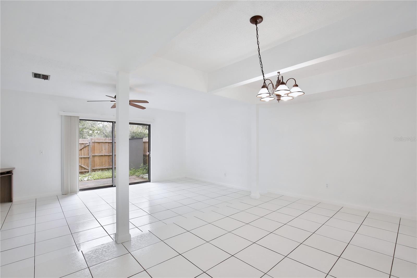 JAMESTOWN VILLAGE UNIT 1 - Residential
