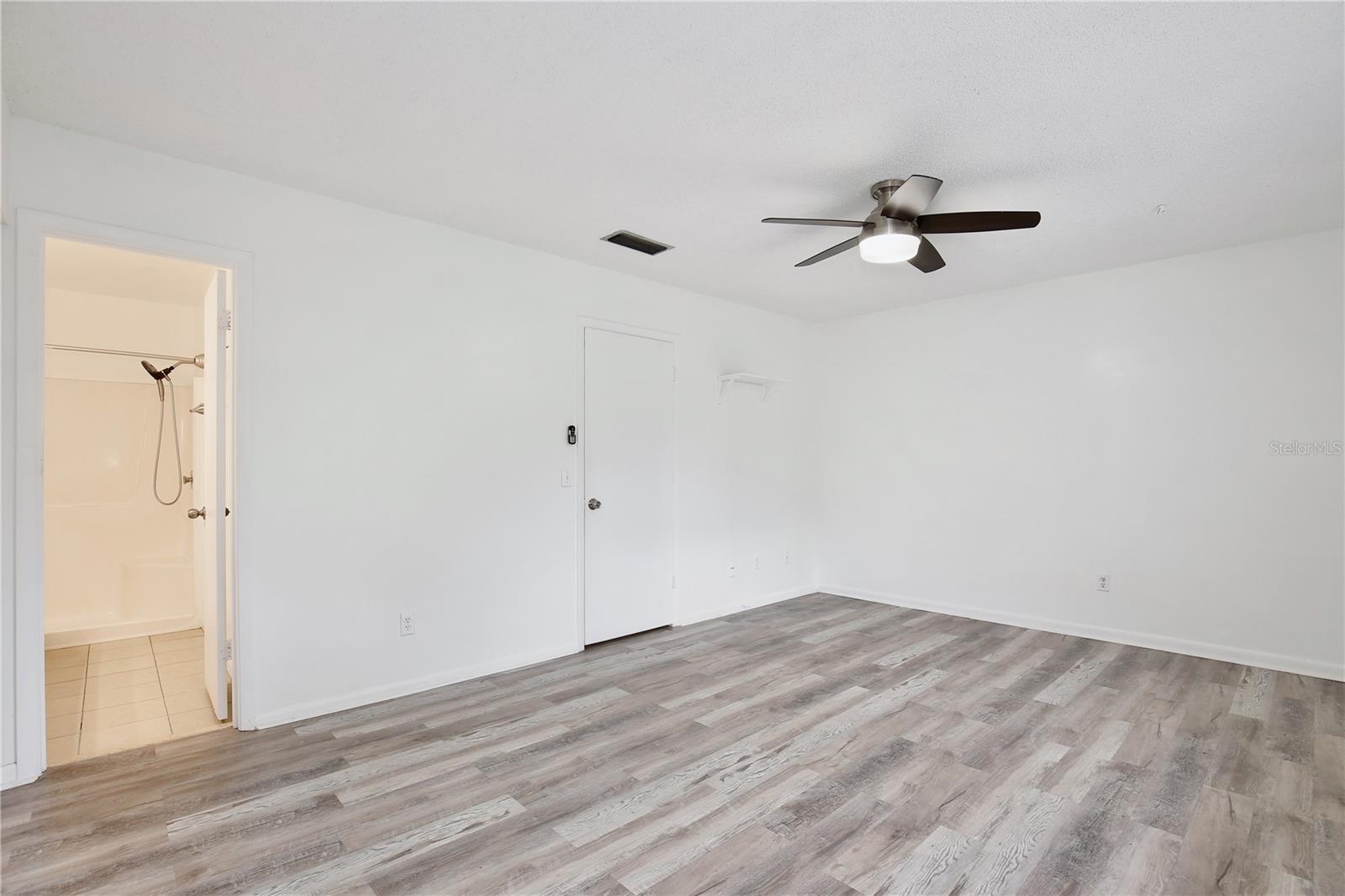 JAMESTOWN VILLAGE UNIT 1 - Residential
