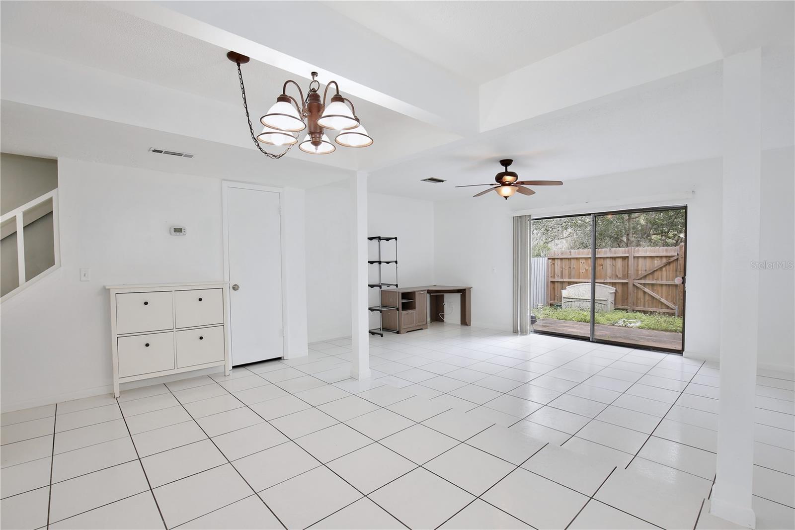 JAMESTOWN VILLAGE UNIT 1 - Residential