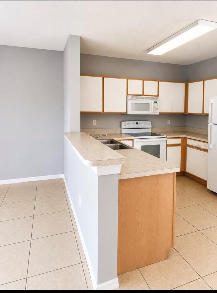 OSPREY RUN TWNHMS PH 1 - Residential Lease