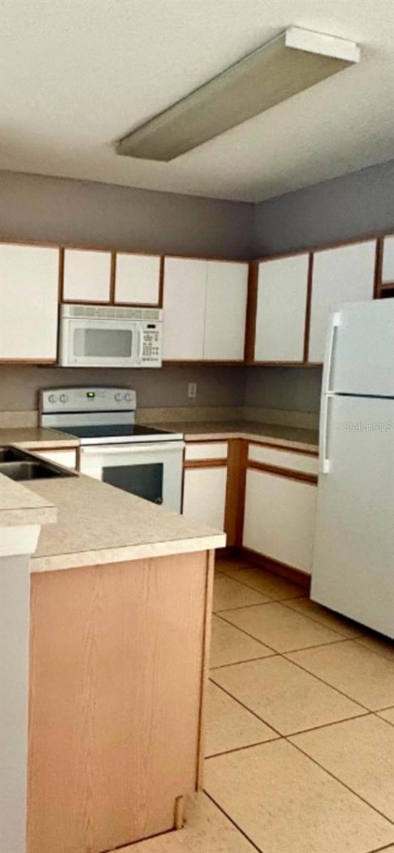 OSPREY RUN TWNHMS PH 1 - Residential Lease