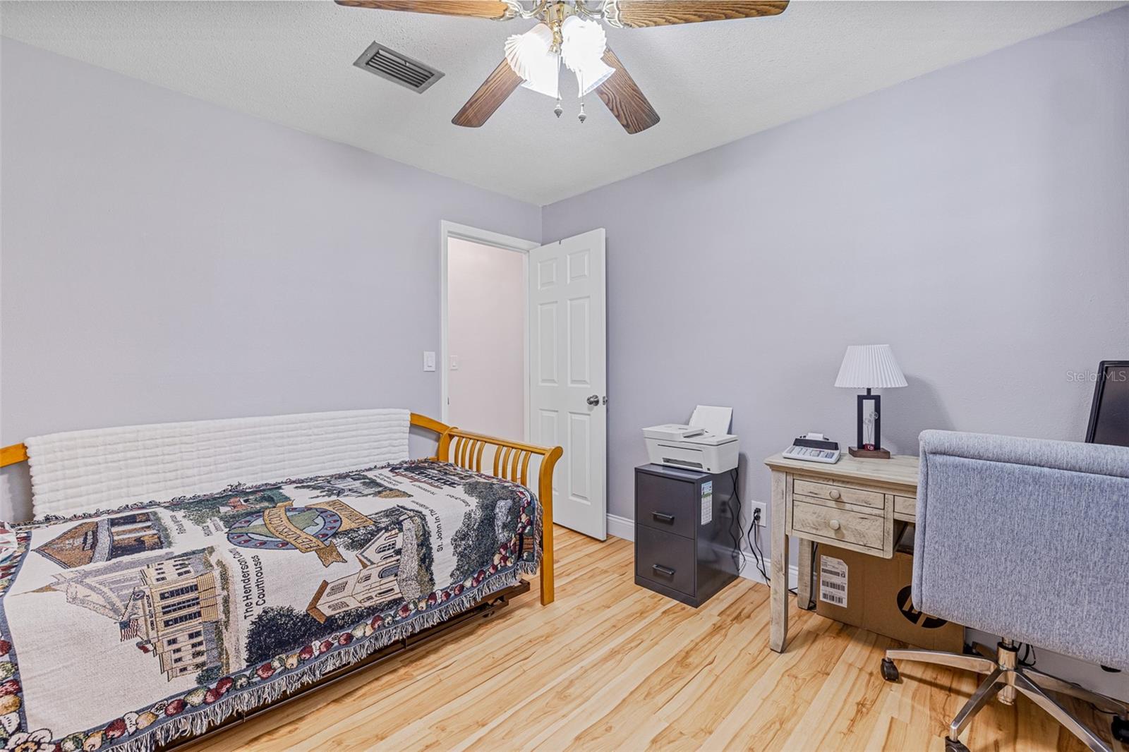 NAPIER & HULL GRANT - Residential
