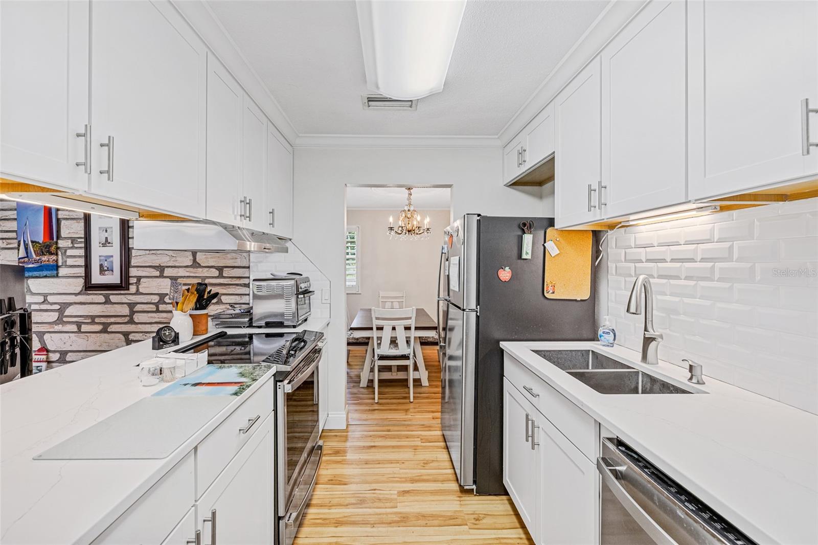 NAPIER & HULL GRANT - Residential