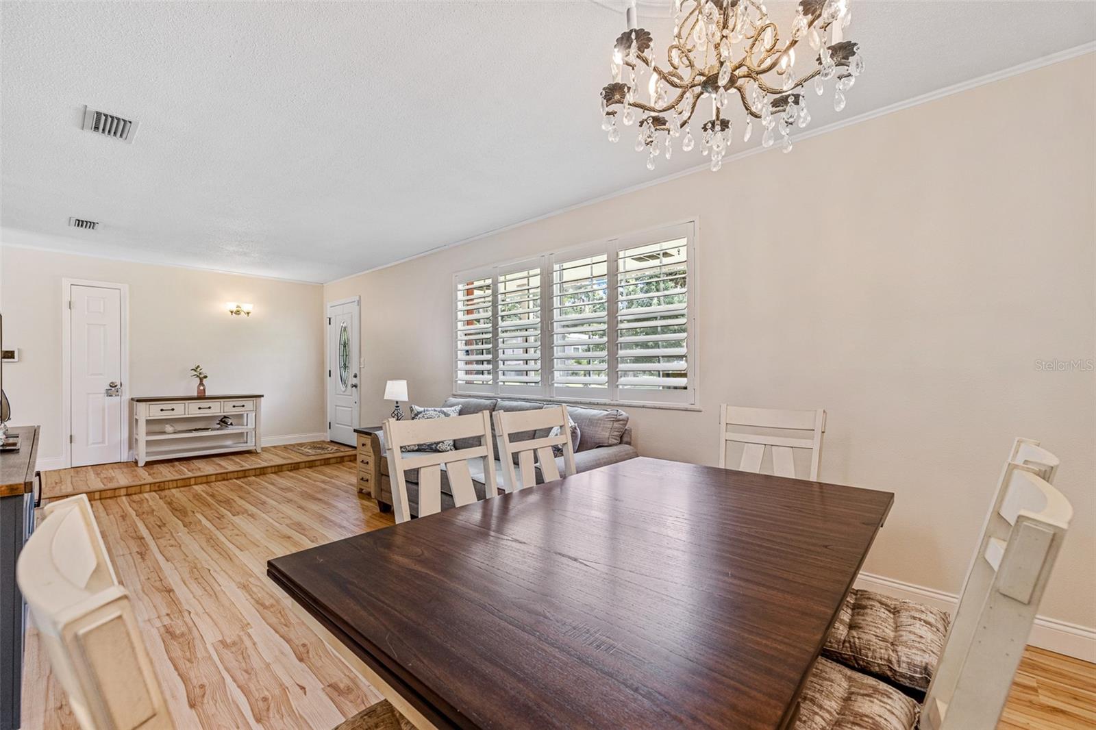 NAPIER & HULL GRANT - Residential