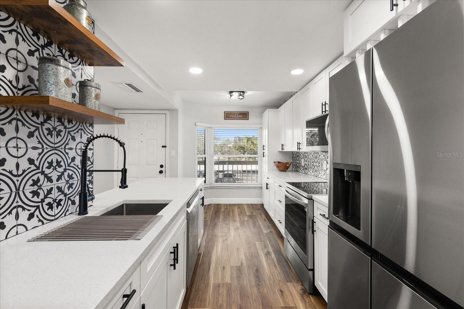 PASADENA COVE - Residential