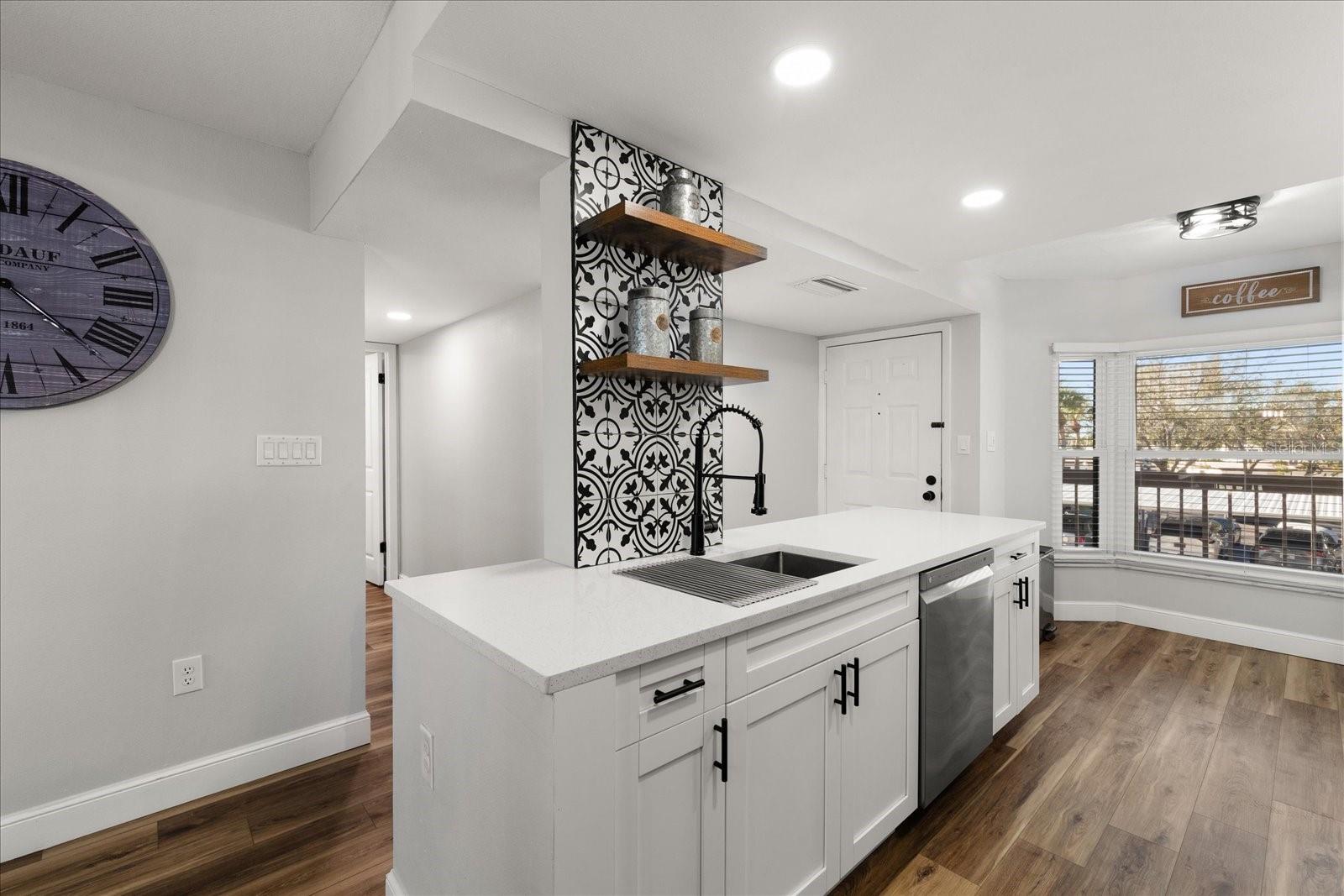 PASADENA COVE - Residential
