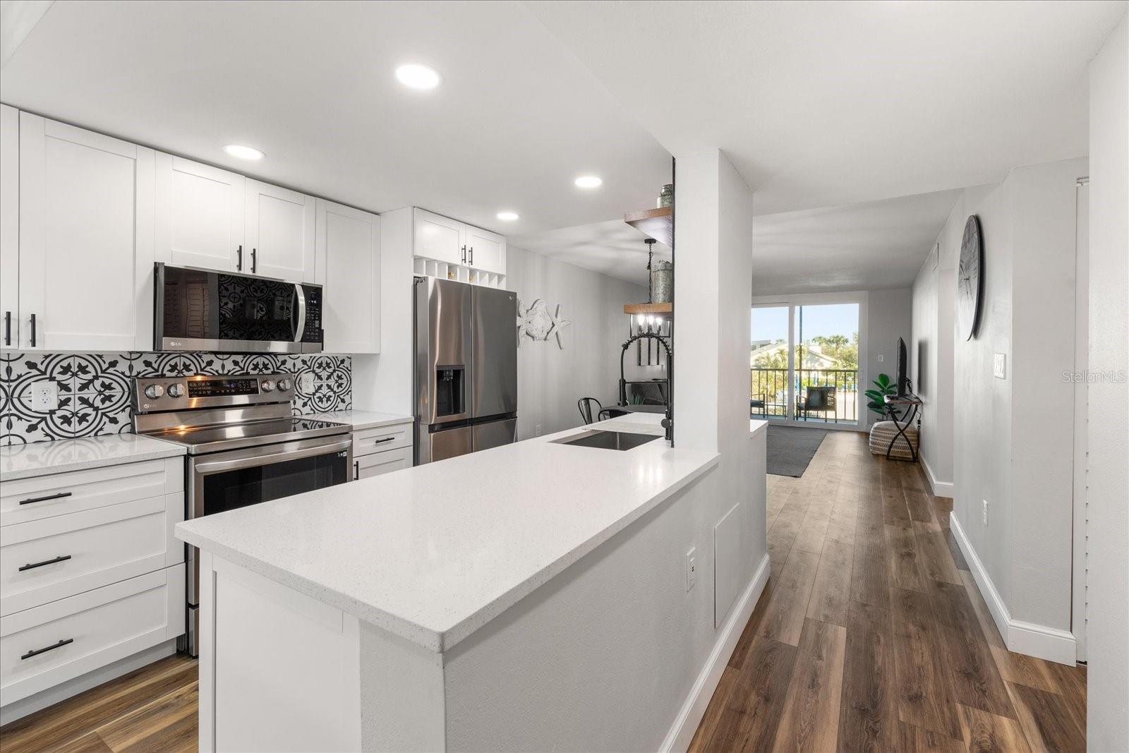 PASADENA COVE - Residential