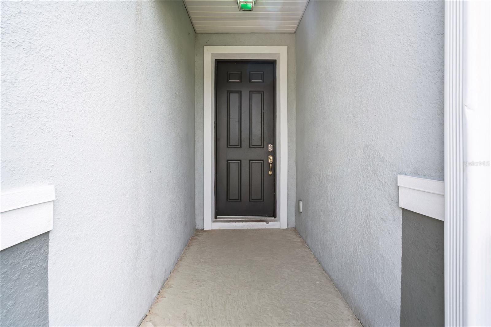 ALEXANDRIA POINTE - Residential