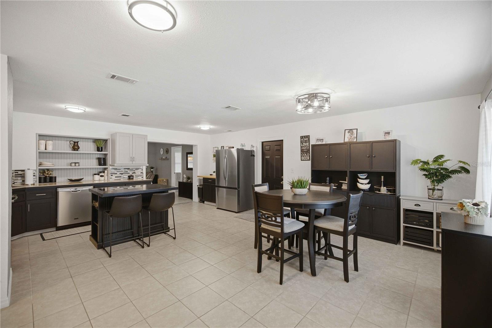 INVERNESS HIGHLANDS SOUTH - Residential