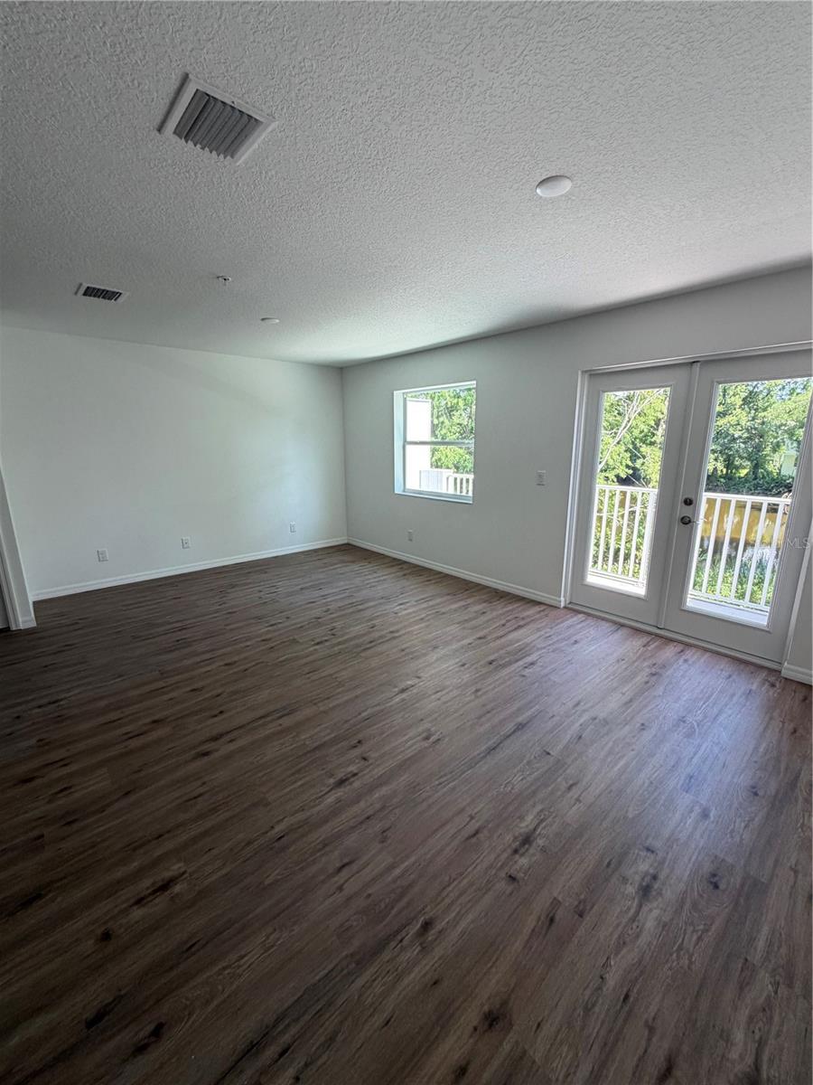 CITY HOMES AT CYPRESS WALK - Residential