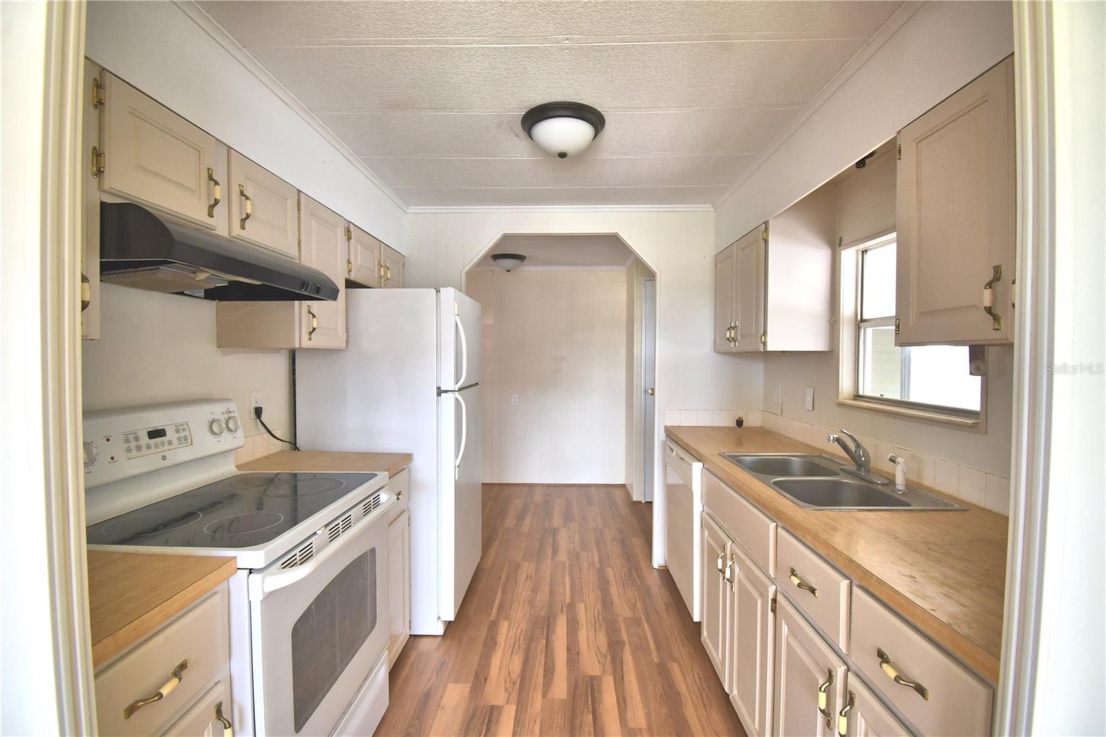 OAKWOOD ESTATES - Residential