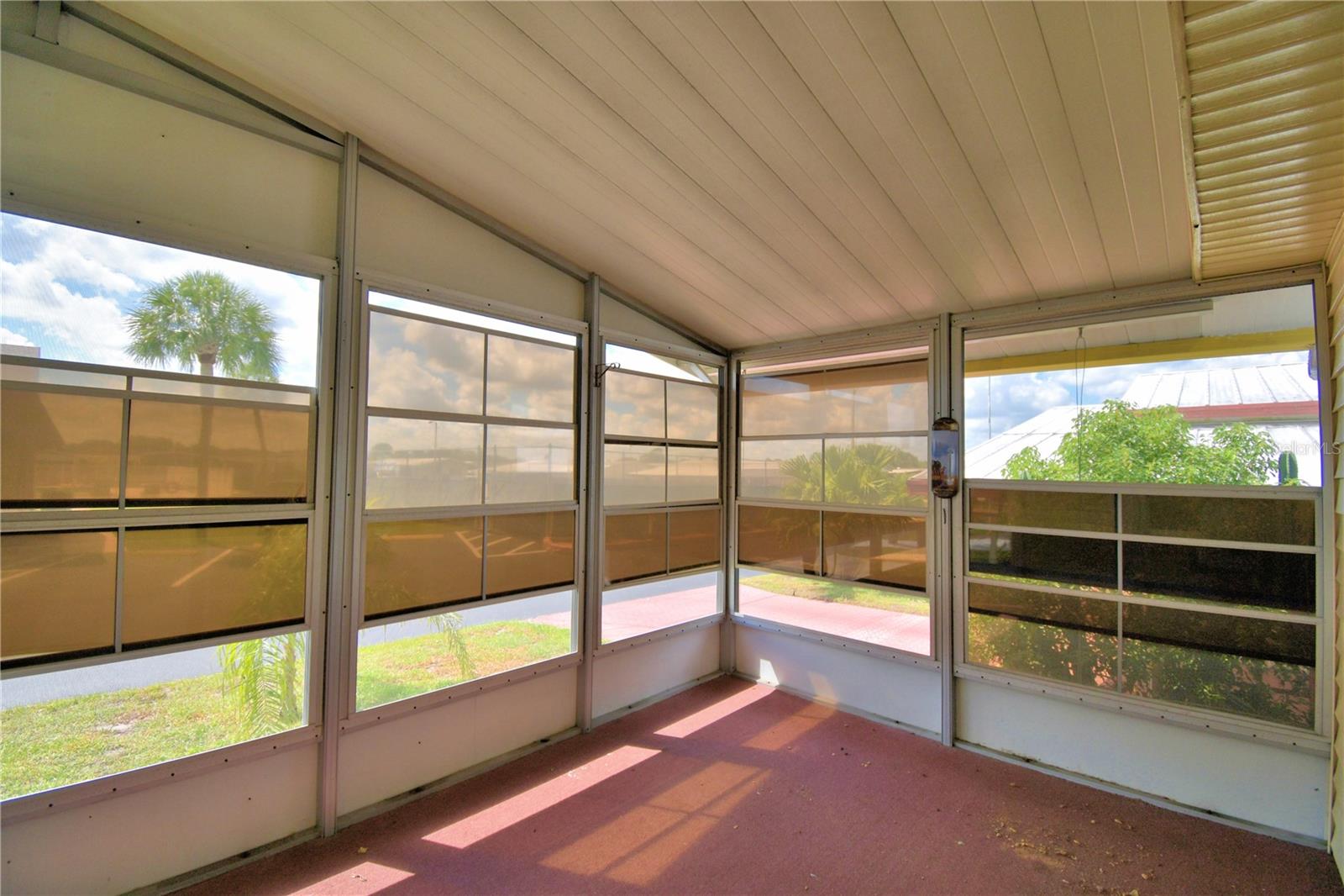 OAKWOOD ESTATES - Residential