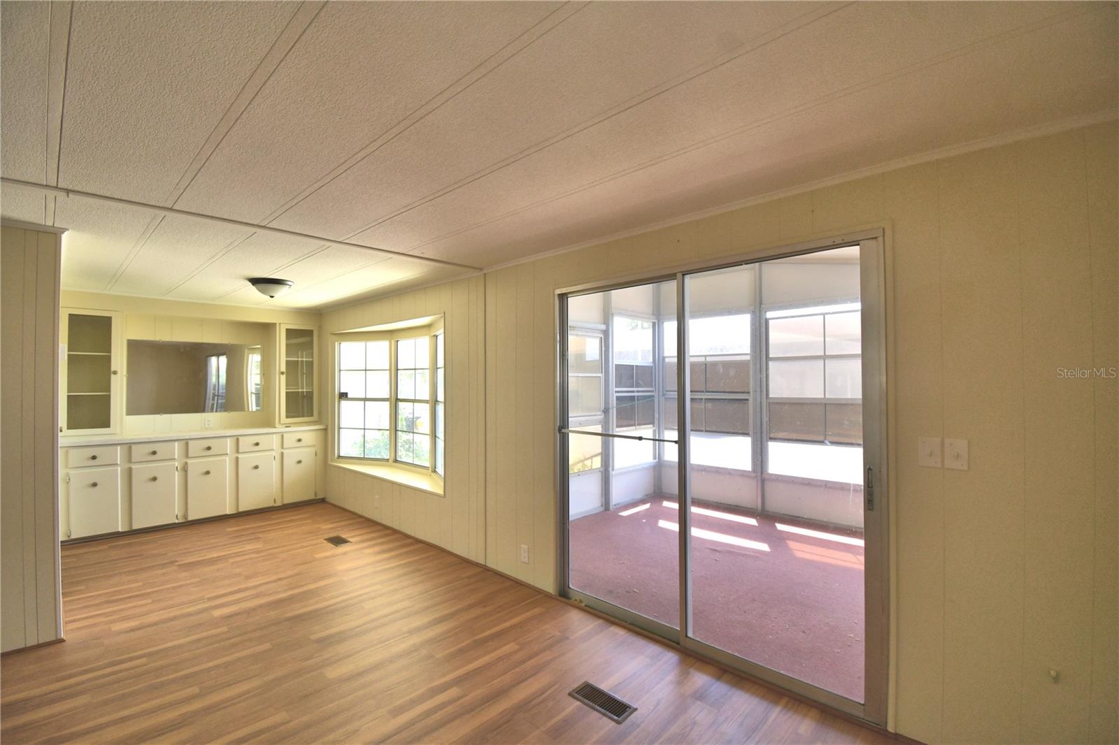 OAKWOOD ESTATES - Residential