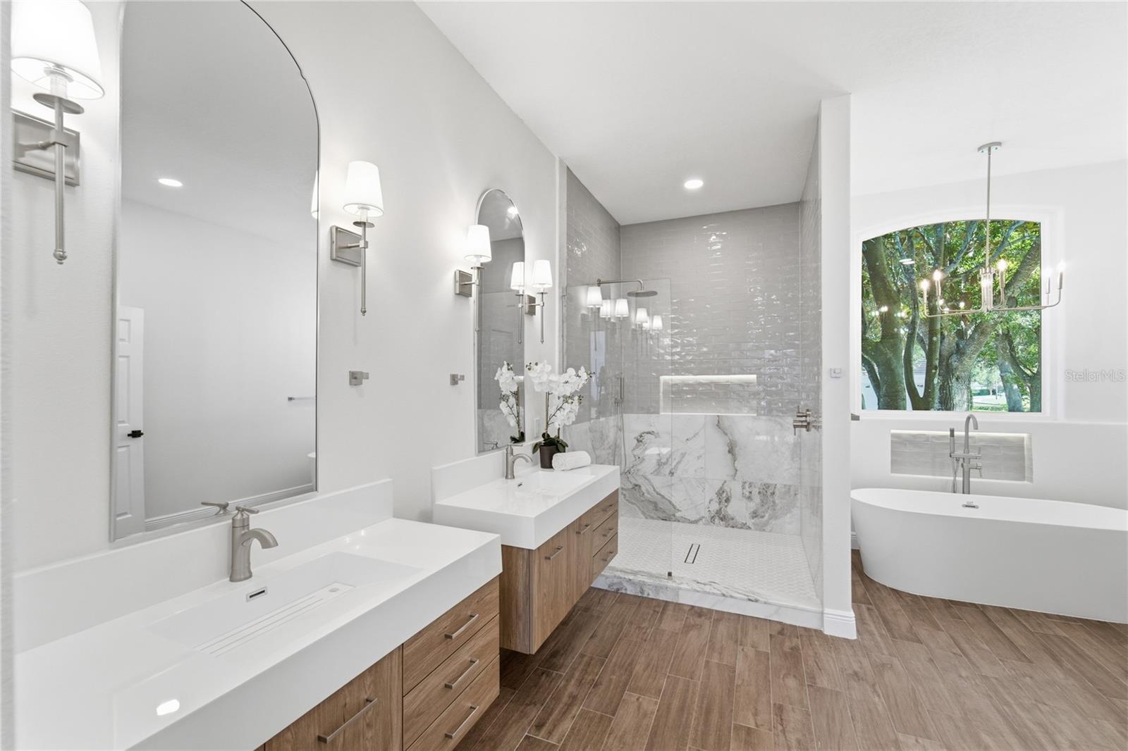 HEATHROW - Residential