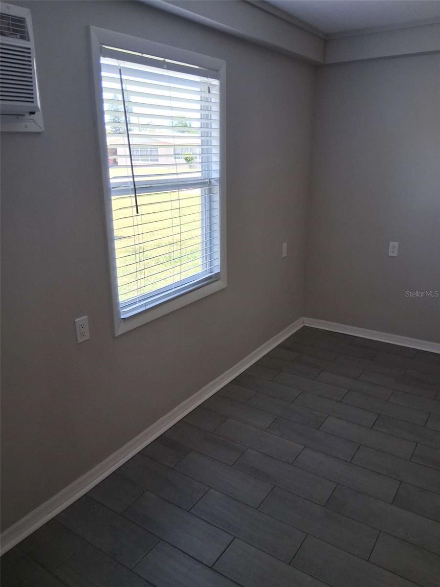 POINCIANA PARK SECOND ADD - Residential