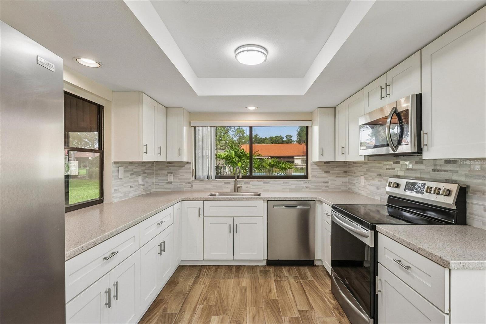 WALDEN LAKE FAIRWAY VILLAS UNI - Residential