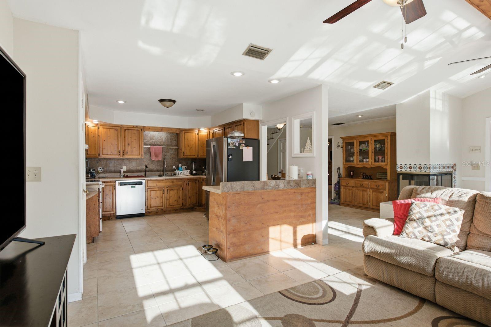 PINELLAS CREST - Residential